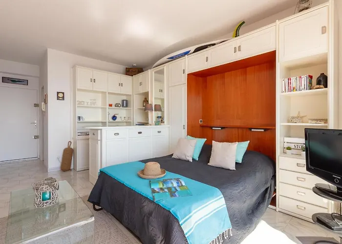 Bona By Interhome Hyères