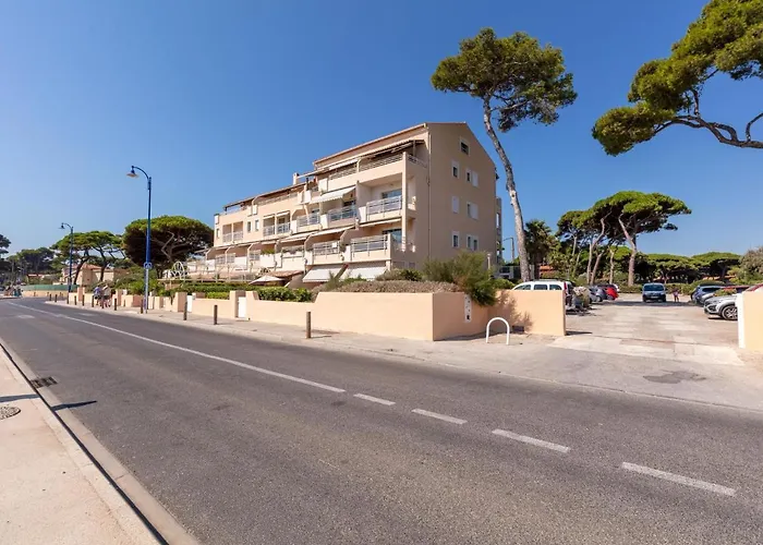 Bona By Interhome Hyères